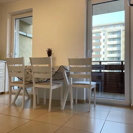 Coresi Spacious And Comfortable, Gbwifi, Parking *