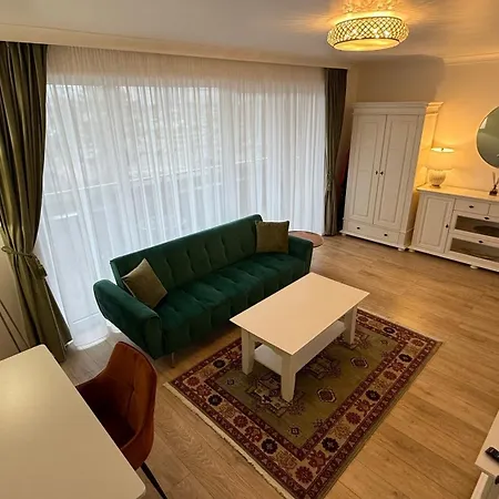 Coresi Long Apartment Brasov